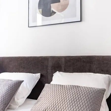 Ballu Place De Clichy Cosy Studio Paris Exterior photo