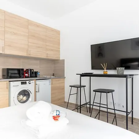 Ballu Place De Clichy Cosy Studio Paris Exterior photo